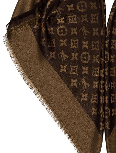 louis Vuitton Monogram shawl price